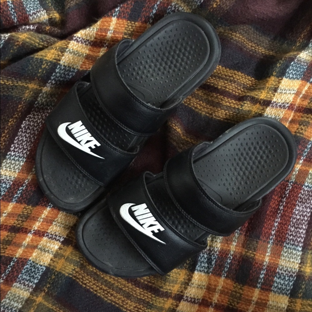 Nike slides